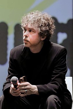 Алексей Баженов: Индустрия моды нуждается в децентрализации