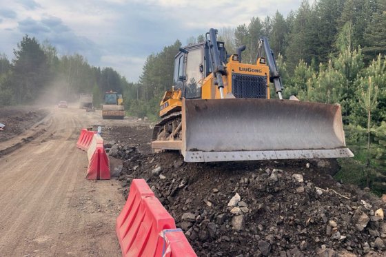 В Свердловской области обновят более 400 км дорог В Свердловской области обновят более 400 км дорог