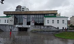 Розовый город, золотой век и фантастические львы