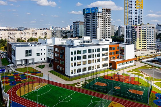 Эксперты «Атомстройкомплекса» поделились своим опытом по сокращению сроков строительства школ