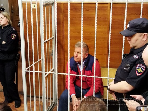 В Екатеринбурге суд заключил под стражу предпринимателя Алексея Боброва