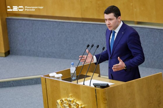 Глава Минпромторга высказался за прекращение ввоза иностранных самолетов