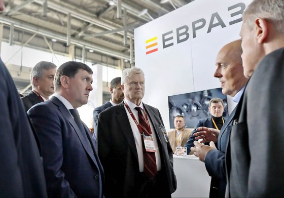 ЕВРАЗ представил мелющие стальные шары на выставке в Екатеринбурге ЕВРАЗ представил мелющие стальные шары на выставке в Екатеринбурге