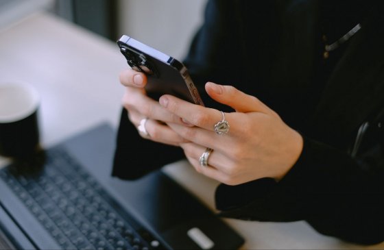 Через SMS в соцсети: как бизнесу найти своего клиента в большом городе Через SMS в соцсети: как бизнесу найти своего клиента в большом городе