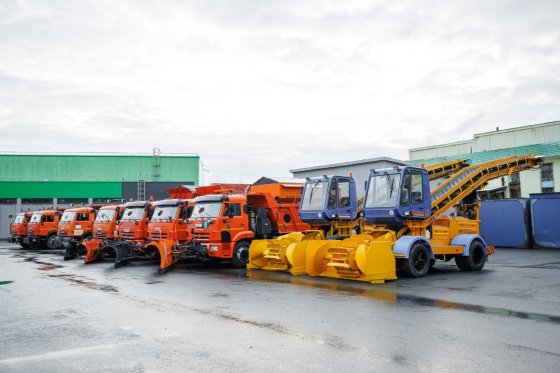 В Екатеринбурге с 1 ноября на 30 % повышаются оклады водителей, механизаторов и дорожных рабочих всех районных ДЭУ В Екатеринбурге с 1 ноября на 30 % повышаются оклады водителей, механизаторов и дорожных рабочих всех районных ДЭУ